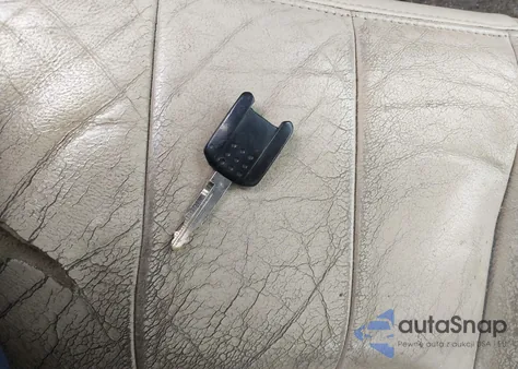 2008 Mercury Grand Marquis Ls z USA, uszkodzony, nr VIN 2MEFM75V78X602451